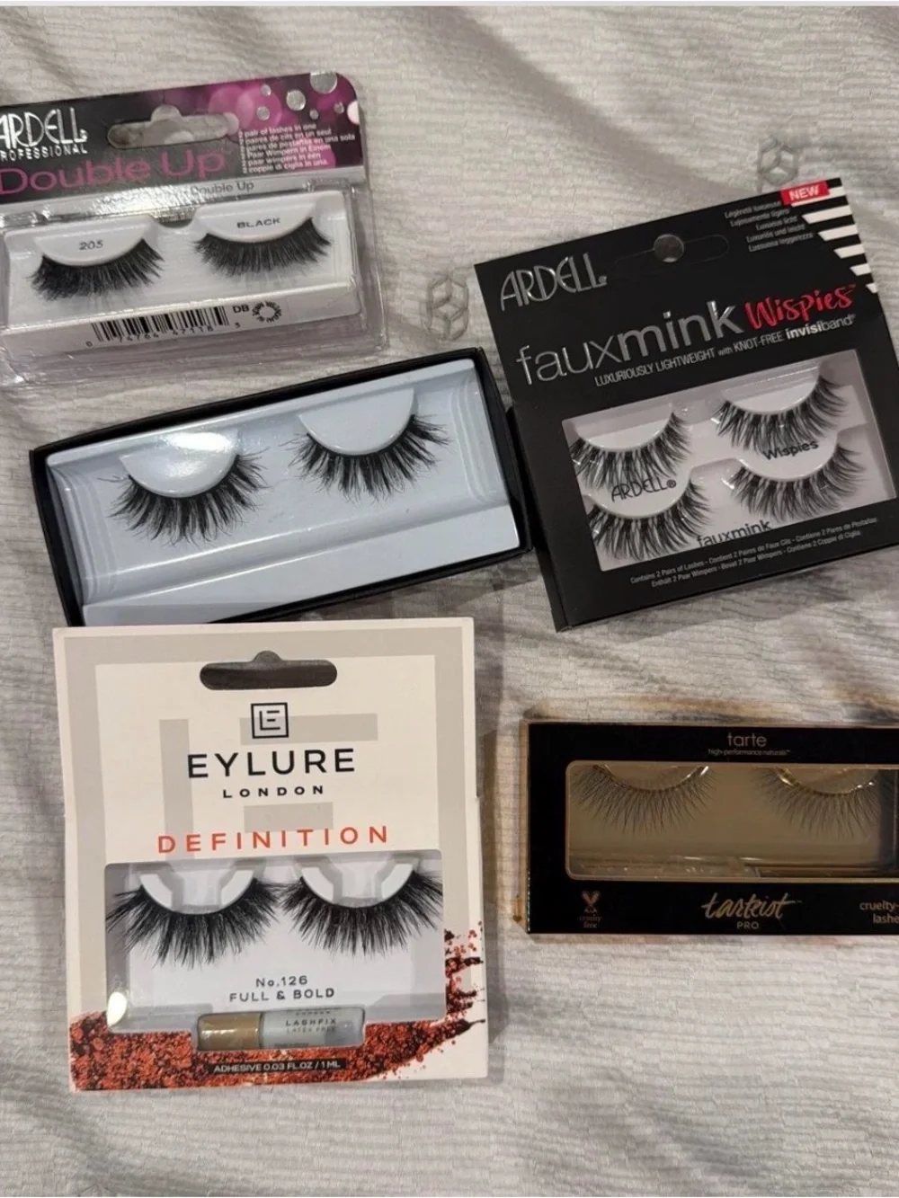 HUDA BEAUTY and assorted bundle False Eyelashes - Black Voluminous Lashes Set